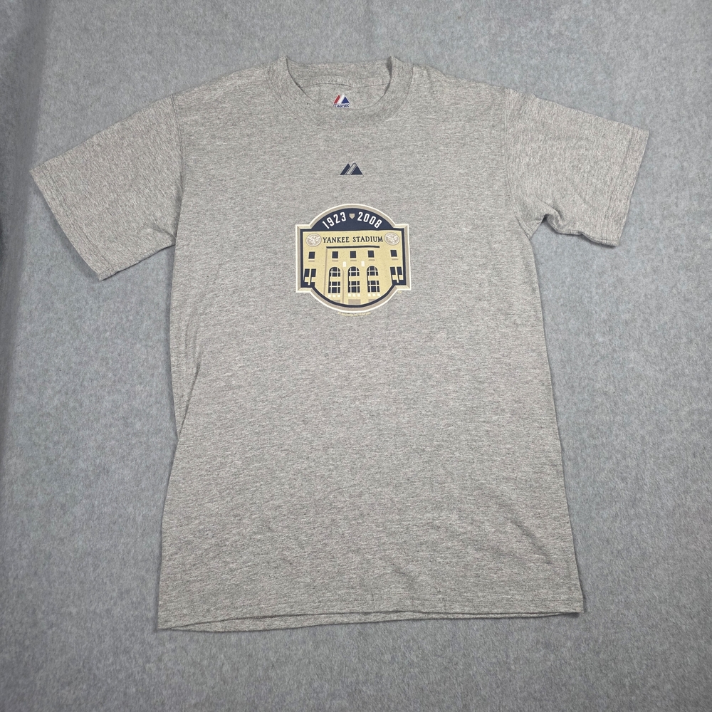 VTG Majestic T Shirt Gray Yankee Stadium